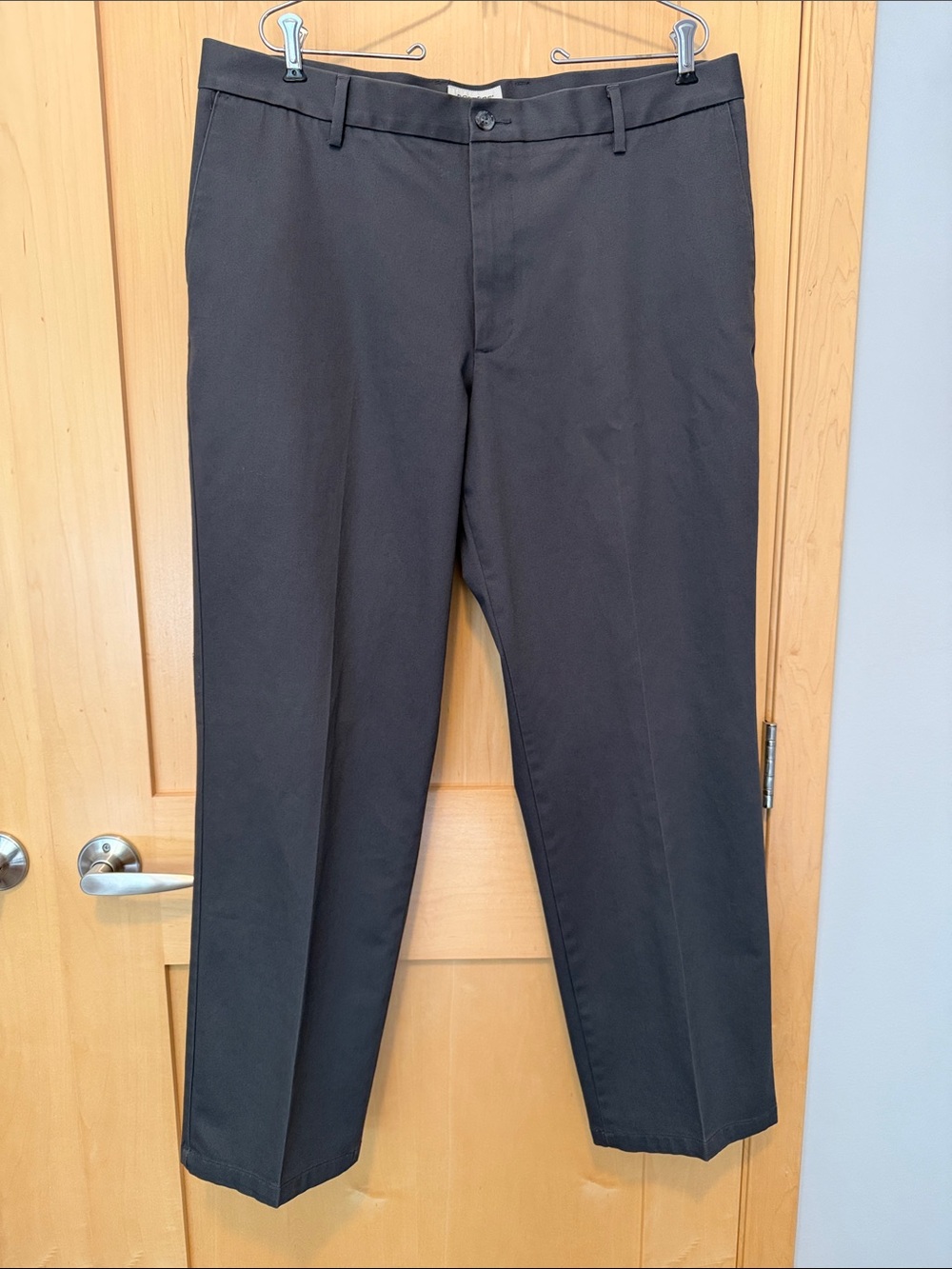 Dockers Men's Charcoal Dress Pants – Straight Tailored Cut 38 x 32